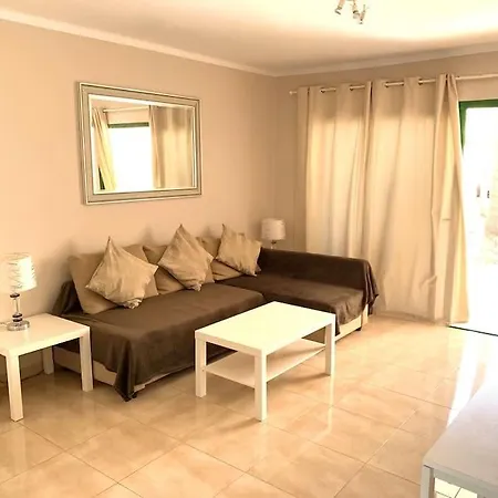 Appartement Casa Italia, Modern One Bedroom Close To The Tías