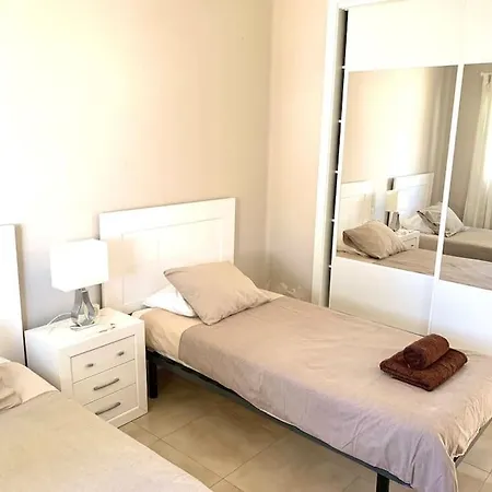 Casa Italia, Modern One Bedroom Close To The Appartement *